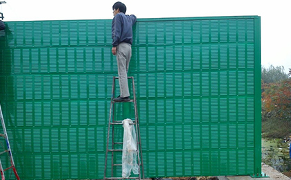 百葉孔聲屏障