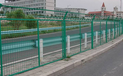 高速公路隔離柵